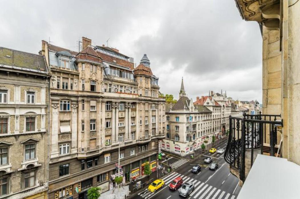 Hi-Bp Design Home Apartments In The Heart Of Budapest Exterior photo