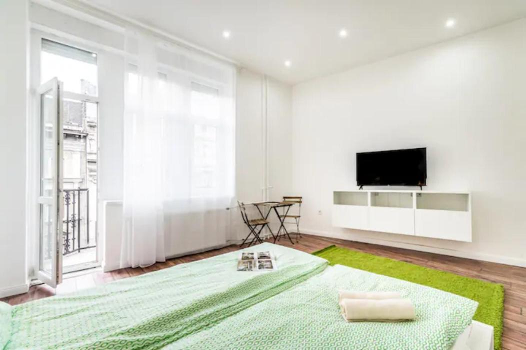 Hi-Bp Design Home Apartments In The Heart Of Budapest Exterior photo