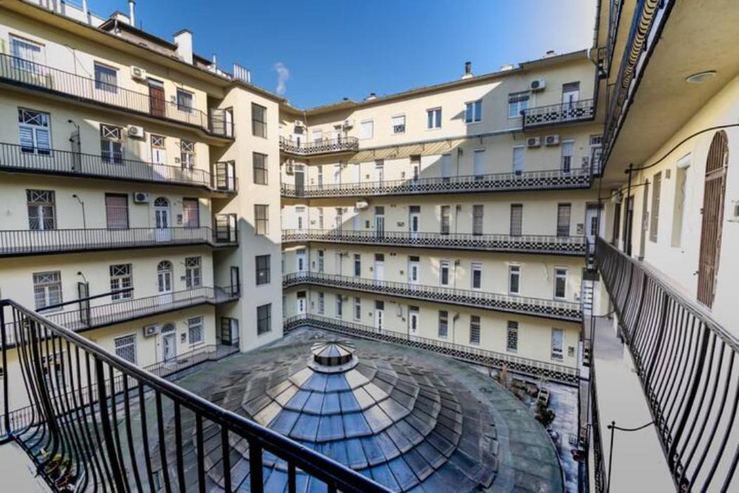 Hi-Bp Design Home Apartments In The Heart Of Budapest Exterior photo